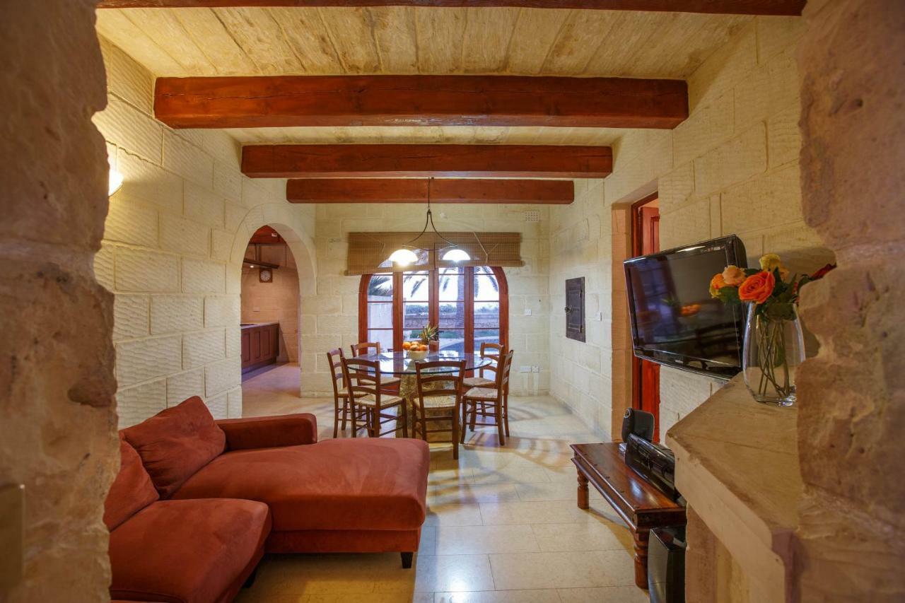 Il-Palma Holiday Farmhouse With Sunny Private Pool In Island Of Gozo Gharb  Luaran gambar